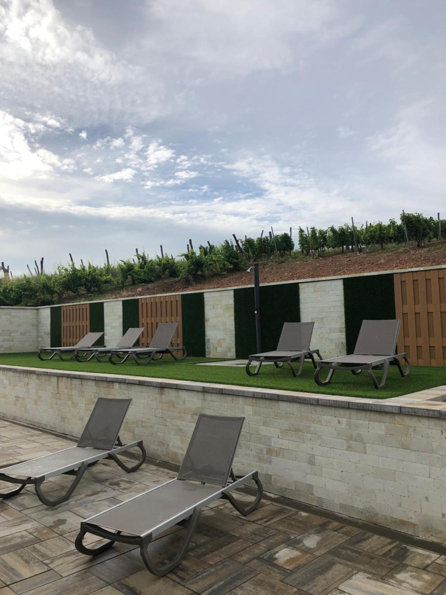 Aszuvilag Rezidencia With Sauna & Jacuzzi Legyesbenye Екстер'єр фото
